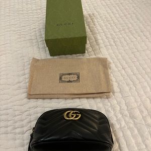 Gucci black Marmont cosmetic case